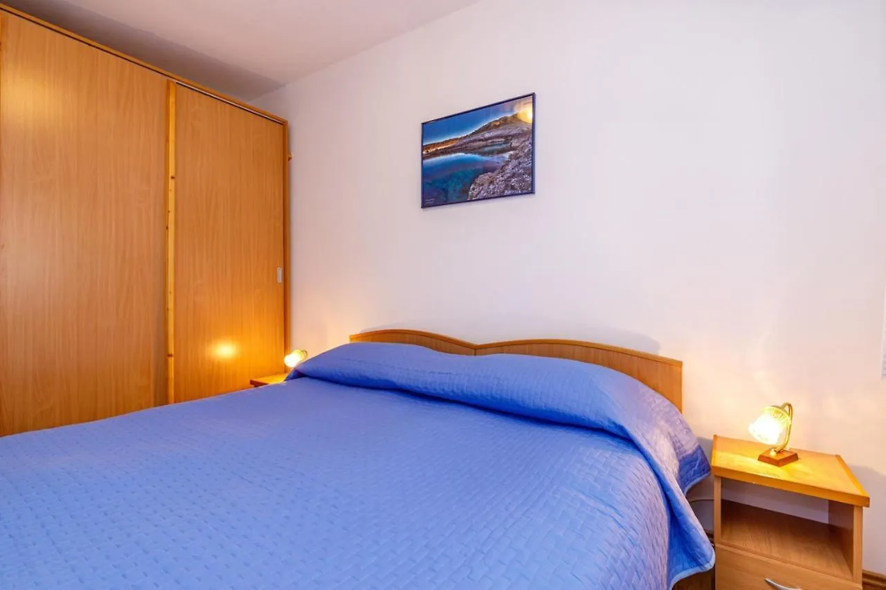 Holiday House Emma Пула Дом отдыха